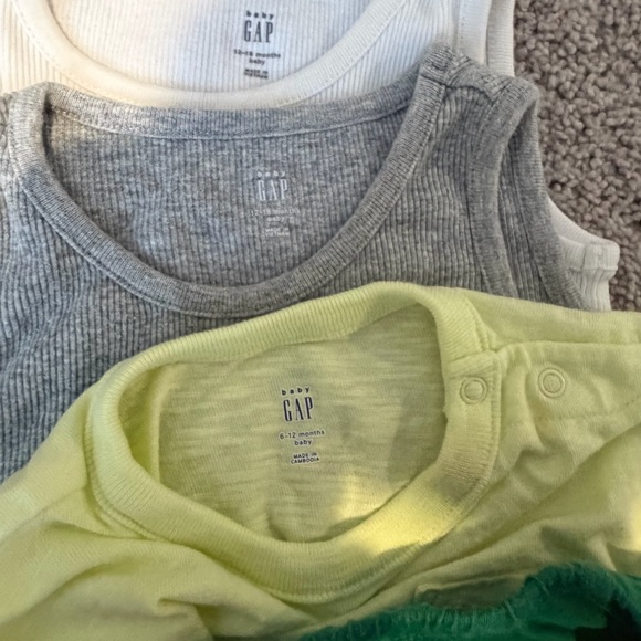 Baby Gap  Baby Boy Clothing Bundle Lot  Size 6-12m 
L - Picture 7 of 8